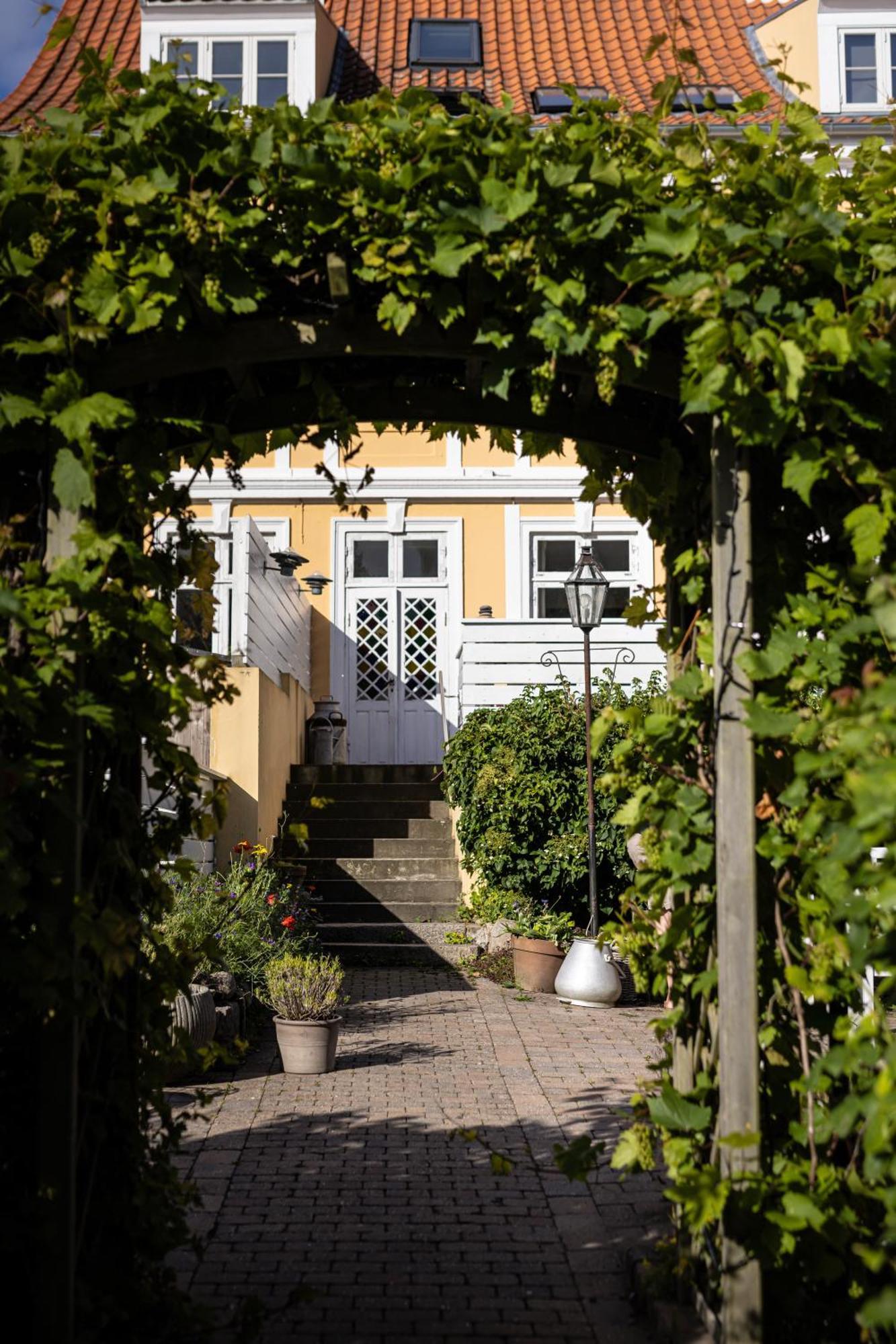 Arnfeldt Hotel Ærøskøbing Kültér fotó