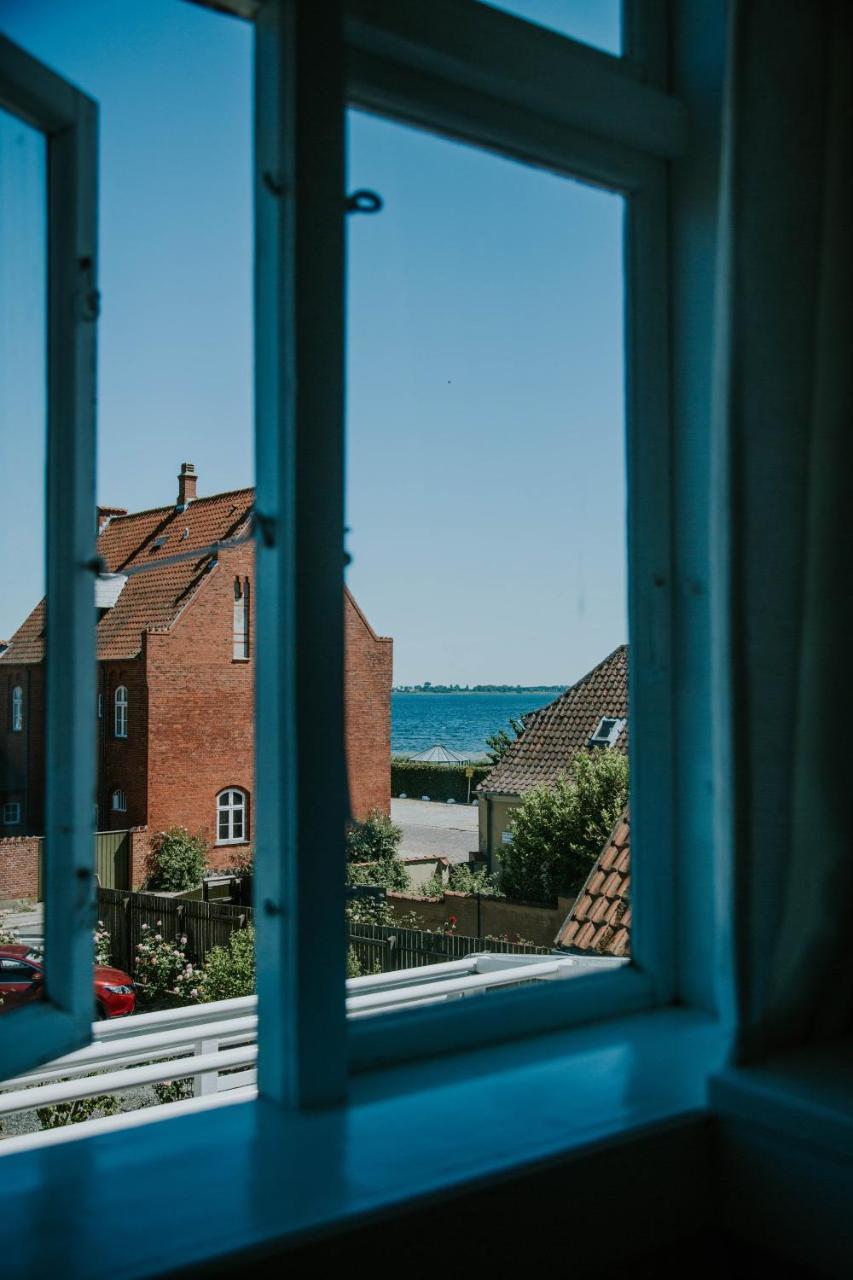 Arnfeldt Hotel Ærøskøbing Kültér fotó